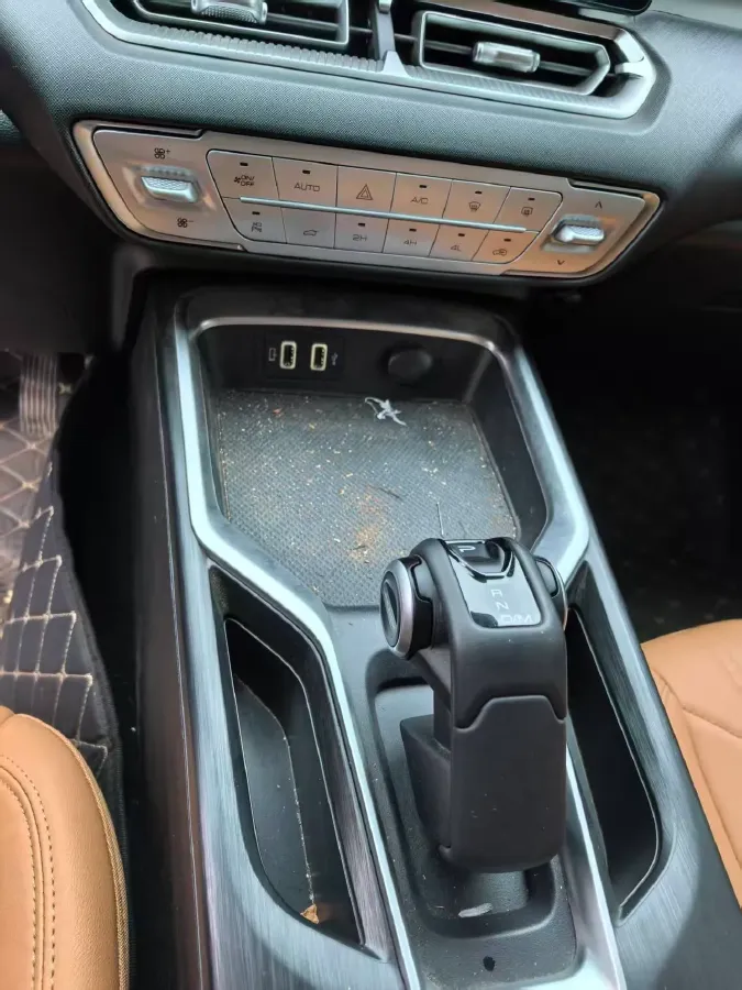 2025 Haval H5 2.0T 166HP L4 8AT,autocango,china used car exporter,china ev exporter,chinese used car exporter,chinese used ev exporter