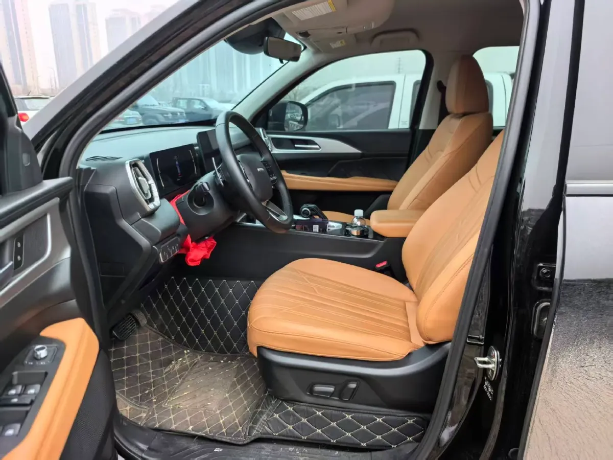 2025 Haval H5 2.0T 166HP L4 8AT,autocango,china used car exporter,china ev exporter,chinese used car exporter,chinese used ev exporter