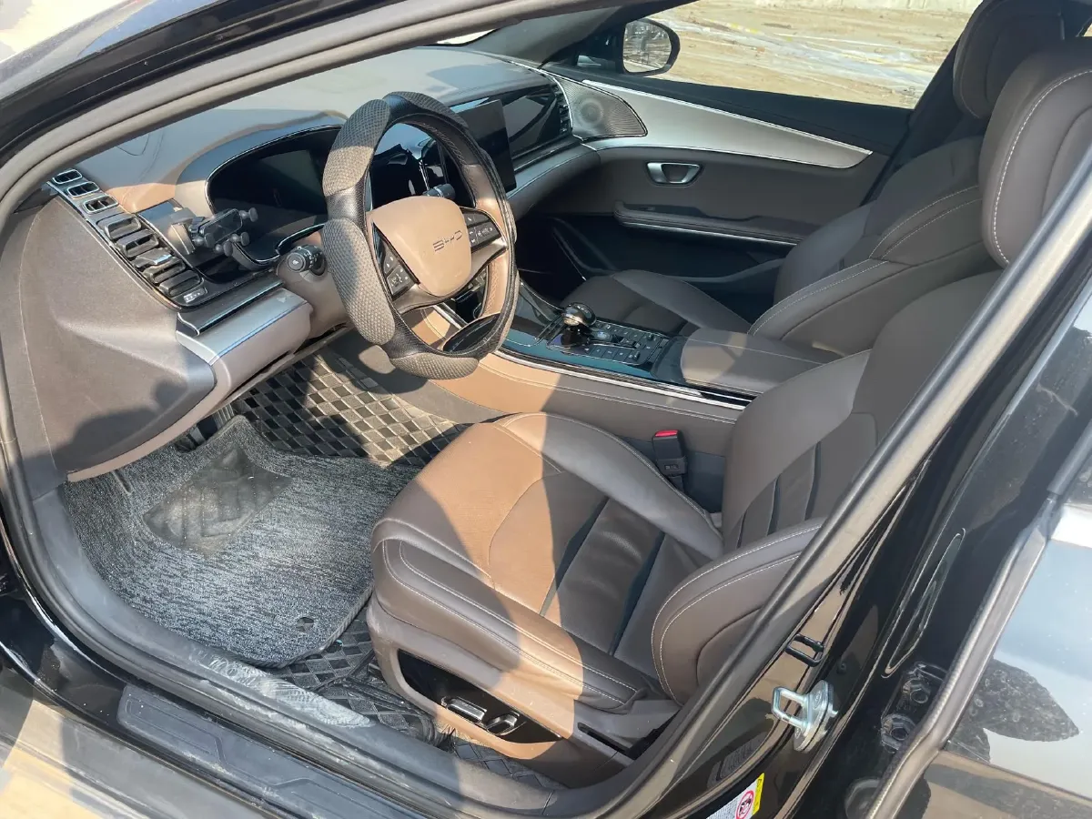 2022 BYD e9 BEV 63.36KWH,autocango,china used car exporter,china ev exporter,chinese used car exporter,chinese used ev exporter