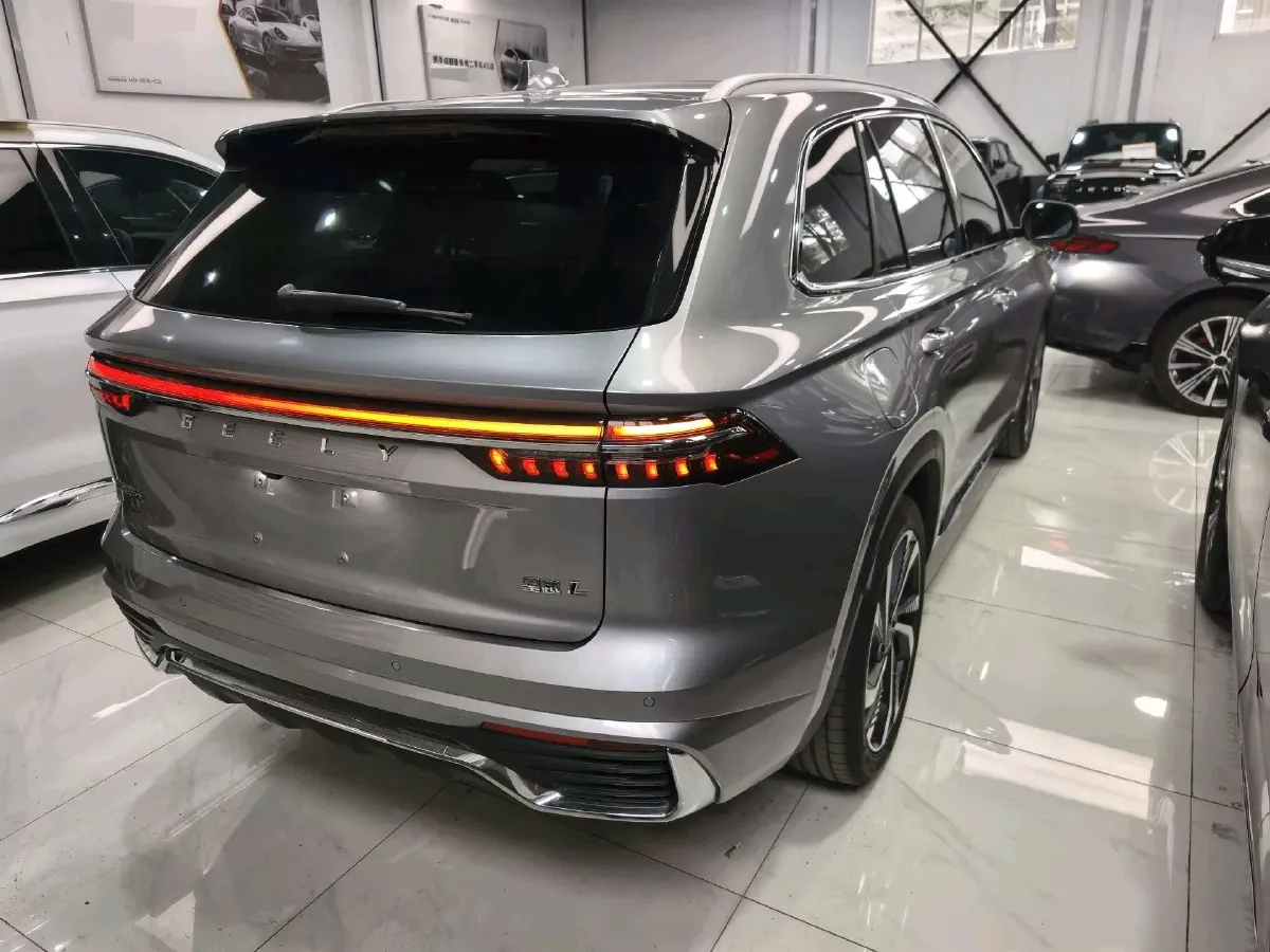 2021 Geely Monjaro 2.0T 218HP L4 7DCT,autocango,china used car exporter,china ev exporter,chinese used car exporter,chinese used ev exporter