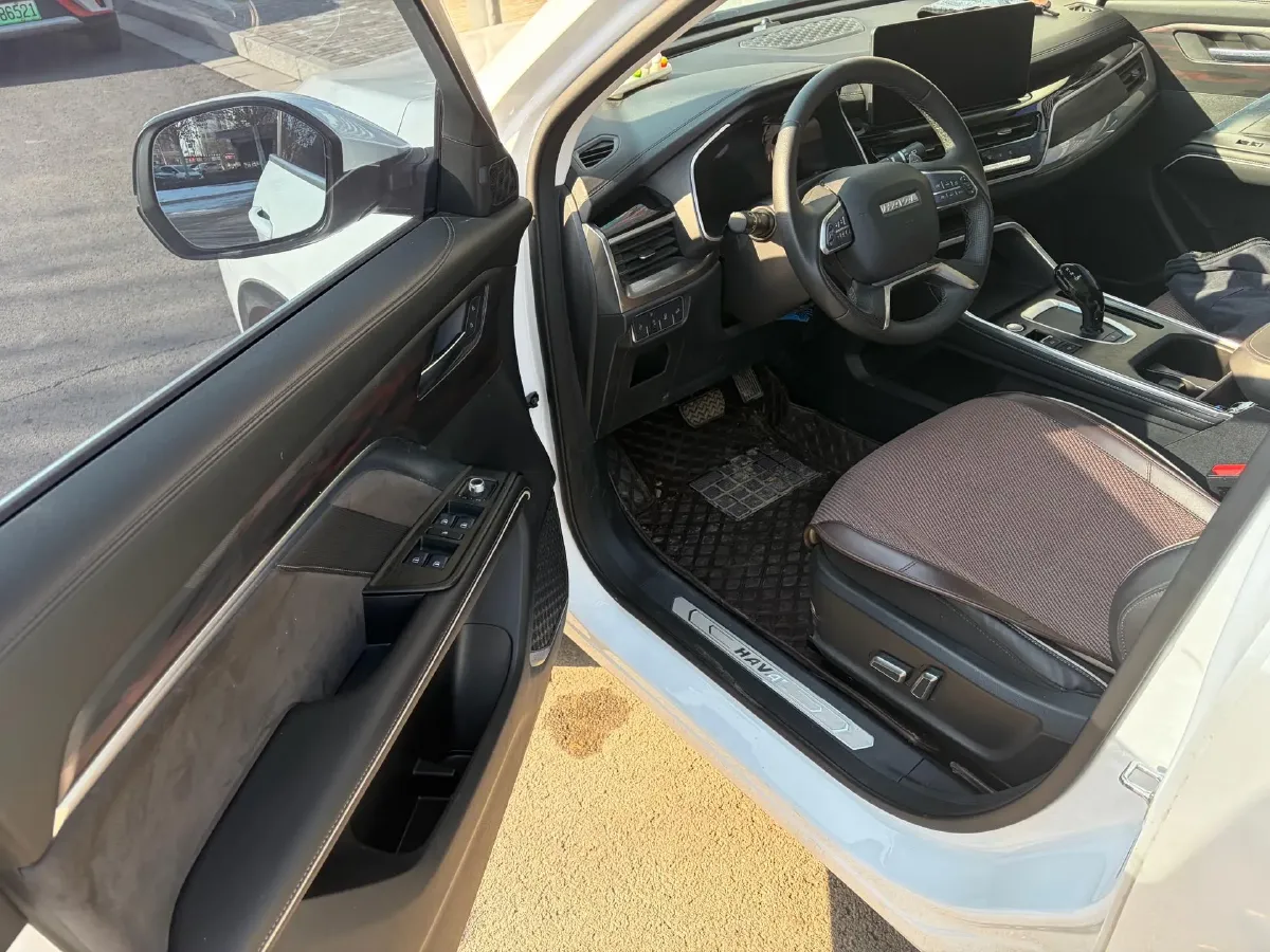 2023 Haval H6 1.5T 150HP L4 7DCT,autocango,china used car exporter,china ev exporter,chinese used car exporter,chinese used ev exporter