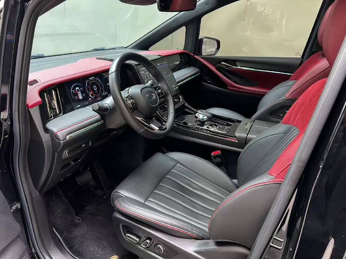 2024 GAC Trumpchi M8 2.0T 252HP L4 8AT,autocango,china used car exporter,china ev exporter,chinese used car exporter,chinese used ev exporter