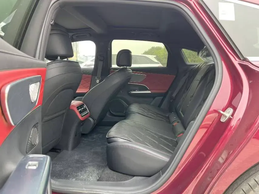 2025 Fulwin FulwinA9L 1.5T 156HP L4 1DHT PHEV,autocango,china used car exporter,china ev exporter,chinese used car exporter,chinese used ev exporter