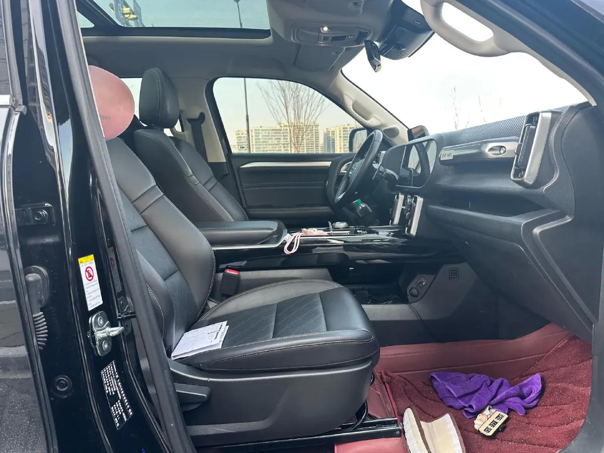 2022 Haval Dargo 1.5T 184HP L4 7DCT,autocango,china used car exporter,china ev exporter,chinese used car exporter,chinese used ev exporter