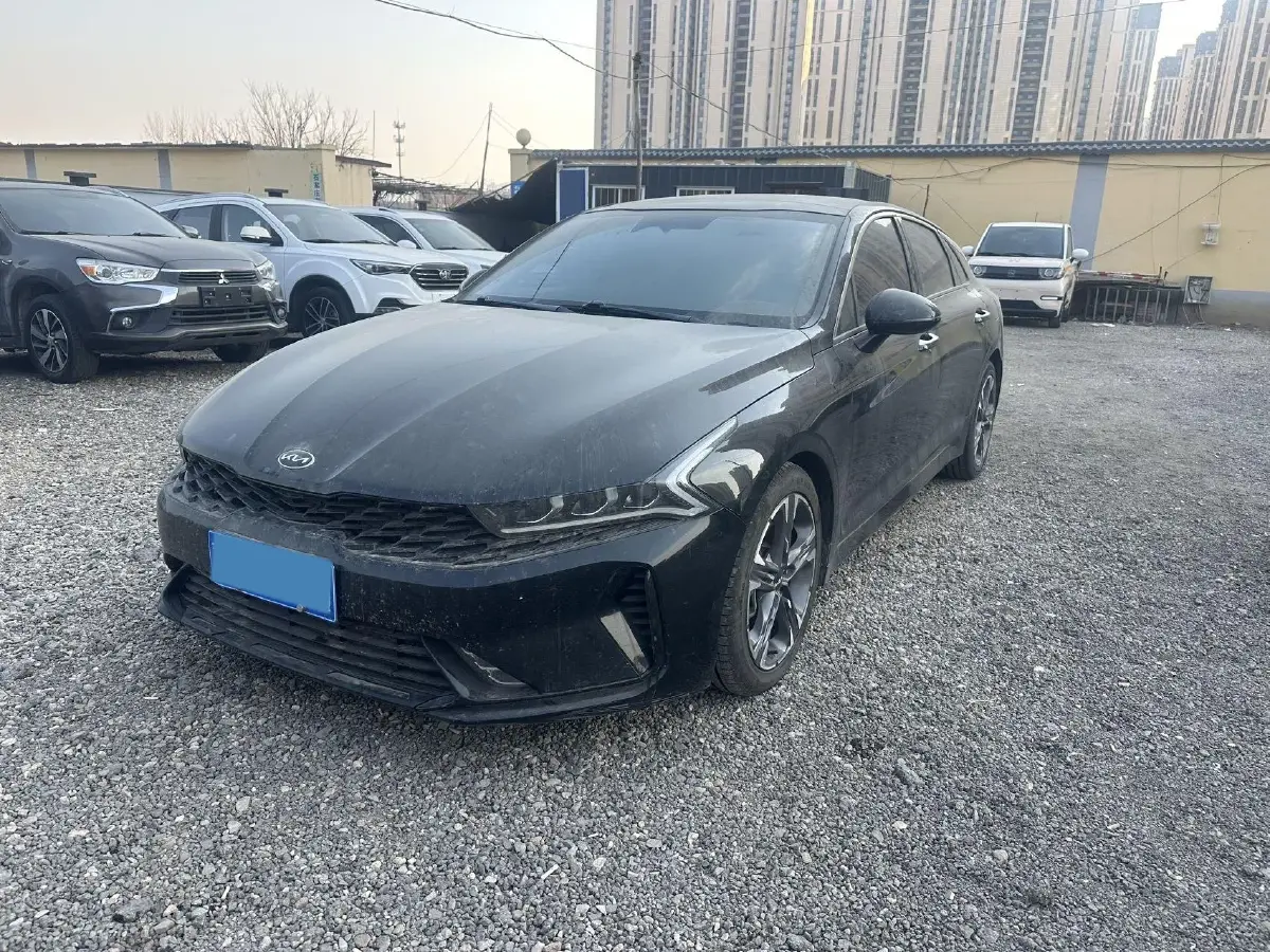 2020 Kia K5 2.0T 240HP L4 8AT