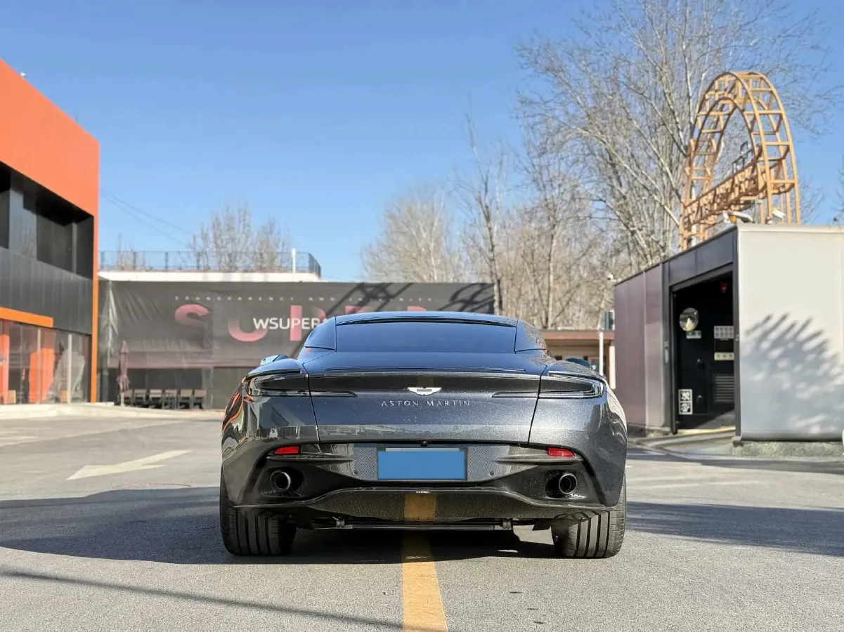 2025 Aston Martin DB12 4.0T 680HP V8 8AT,autocango,china used car exporter,china ev exporter,chinese used car exporter,chinese used ev exporter