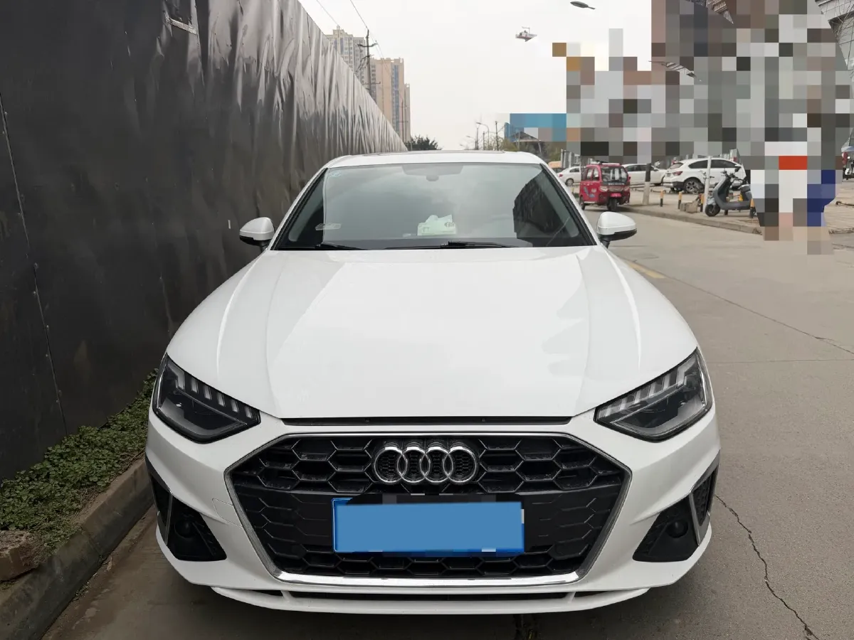 2020 Audi A4L 2.0T 190HP L4 7DCT,autocango,china used car exporter,china ev exporter,chinese used car exporter,chinese used ev exporter