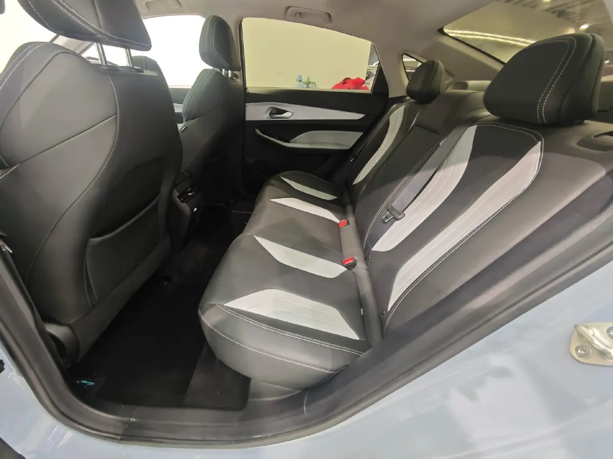 2024 Geely Binray 1.5T 181HP L4 7DCT,autocango,china used car exporter,china ev exporter,chinese used car exporter,chinese used ev exporter