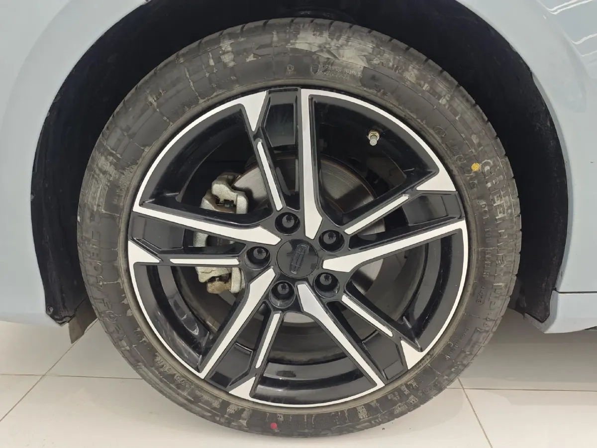 2024 Geely Binray 1.5T 181HP L4 7DCT,autocango,china used car exporter,china ev exporter,chinese used car exporter,chinese used ev exporter