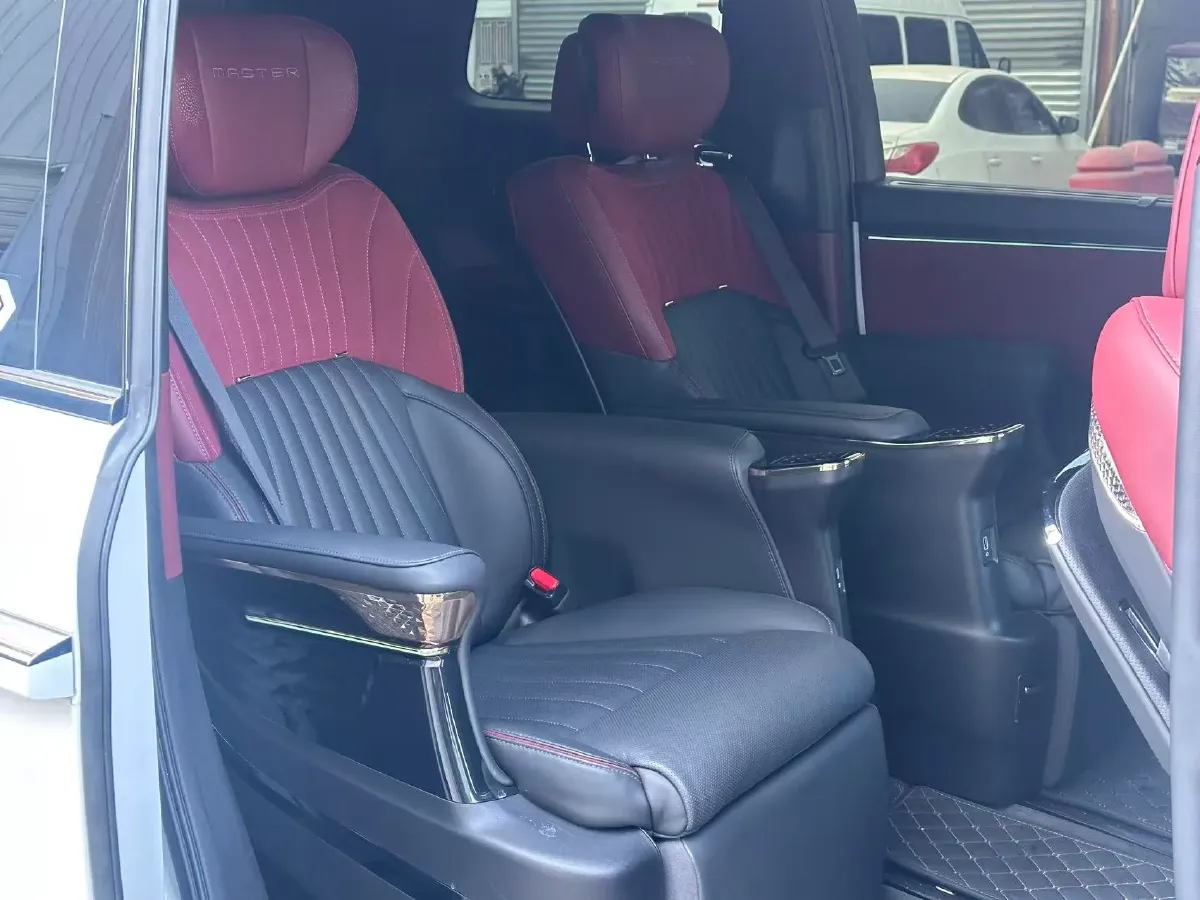 2023 GAC Trumpchi M8 2.0T 252HP L4 8AT,autocango,china used car exporter,china ev exporter,chinese used car exporter,chinese used ev exporter