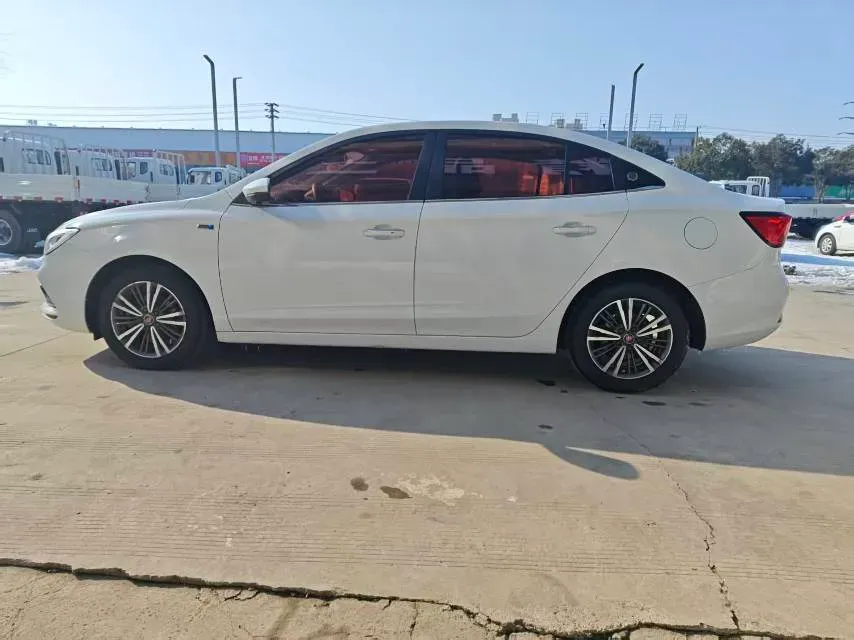 2019 Roewe i5 1.5L 120HP L4 CVT,autocango,china used car exporter,china ev exporter,chinese used car exporter,chinese used ev exporter