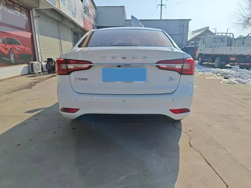 2019 Roewe i5 1.5L 120HP L4 CVT,autocango,china used car exporter,china ev exporter,chinese used car exporter,chinese used ev exporter