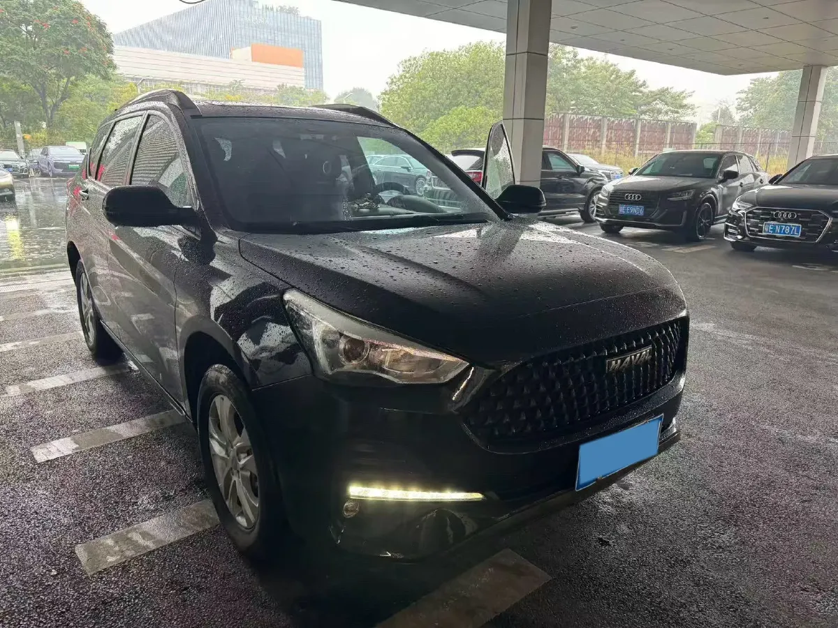 2019 Haval M6 1.5T 150HP L4 7DCT,autocango,china used car exporter,china ev exporter,chinese used car exporter,chinese used ev exporter