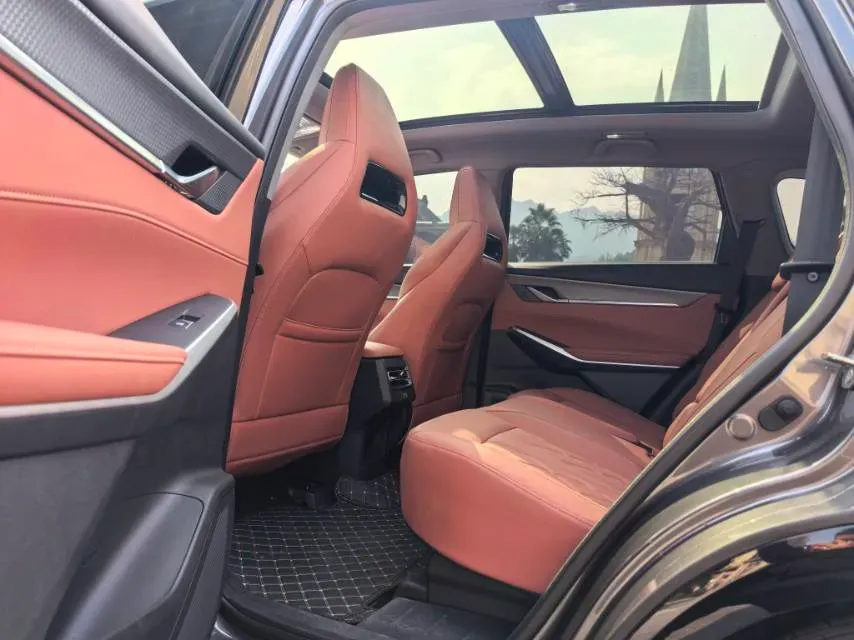 2024 ChangAn CS75 Plus 1.5T 188HP L4 8AT,autocango,china used car exporter,china ev exporter,chinese used car exporter,chinese used ev exporter