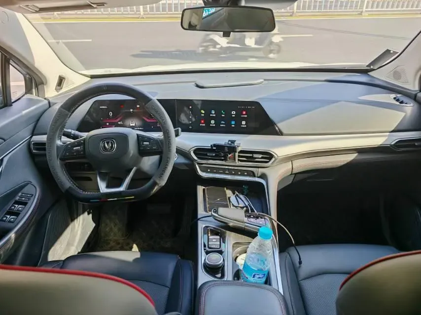 2020 ChangAn UNI-T 1.5T 180HP L4 7DCT,autocango,china used car exporter,china ev exporter,chinese used car exporter,chinese used ev exporter