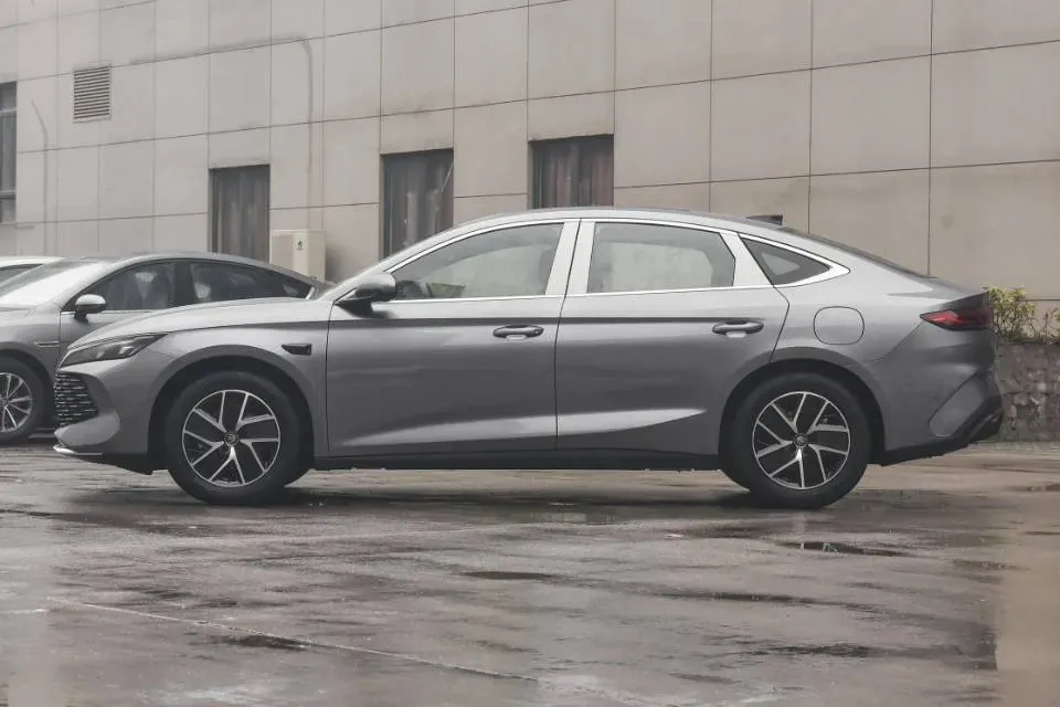 2025 BYD QinL 1.5L 101HP L4 E-CVT PHEV 15.87KWH,autocango,china used car exporter,china ev exporter,chinese used car exporter,chinese used ev exporter