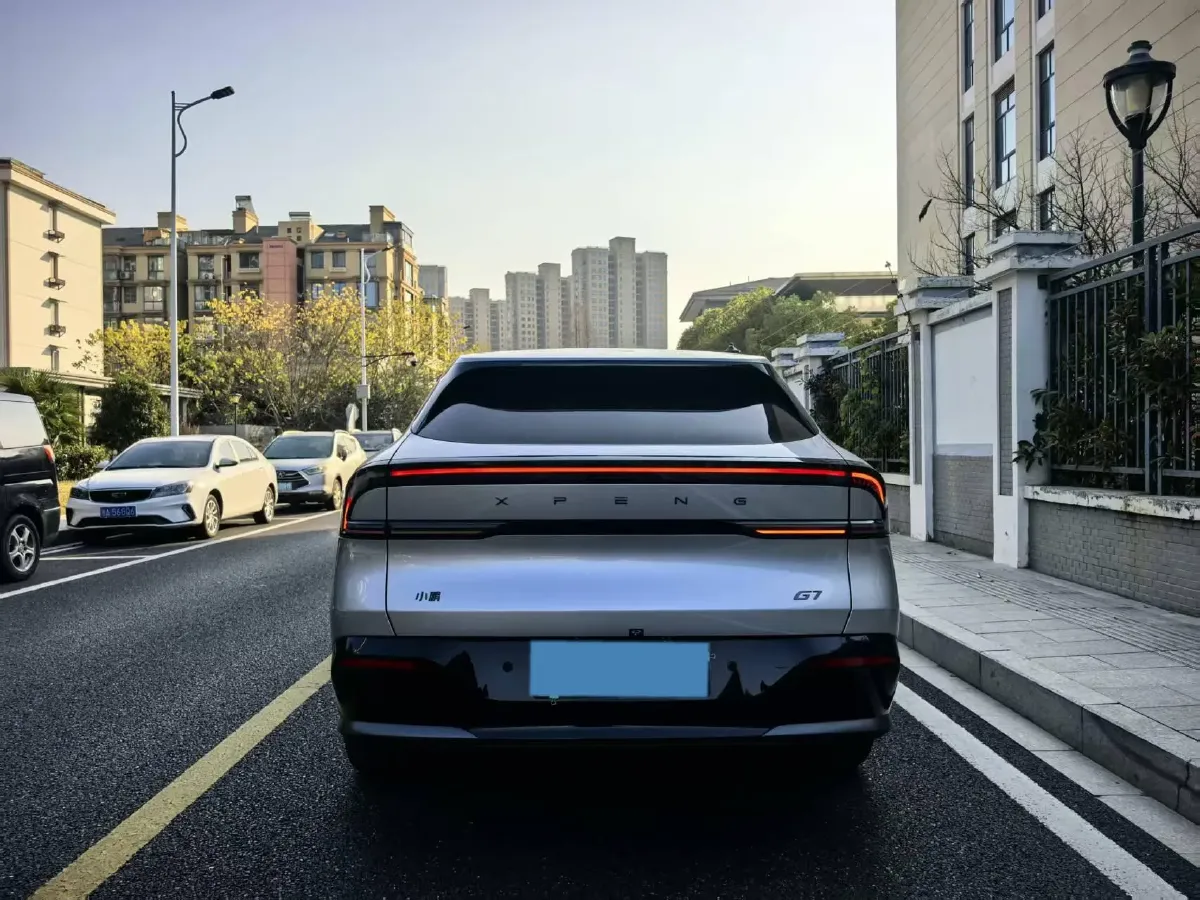 2025 Xpeng G7 BEV,autocango,china used car exporter,china ev exporter,chinese used car exporter,chinese used ev exporter