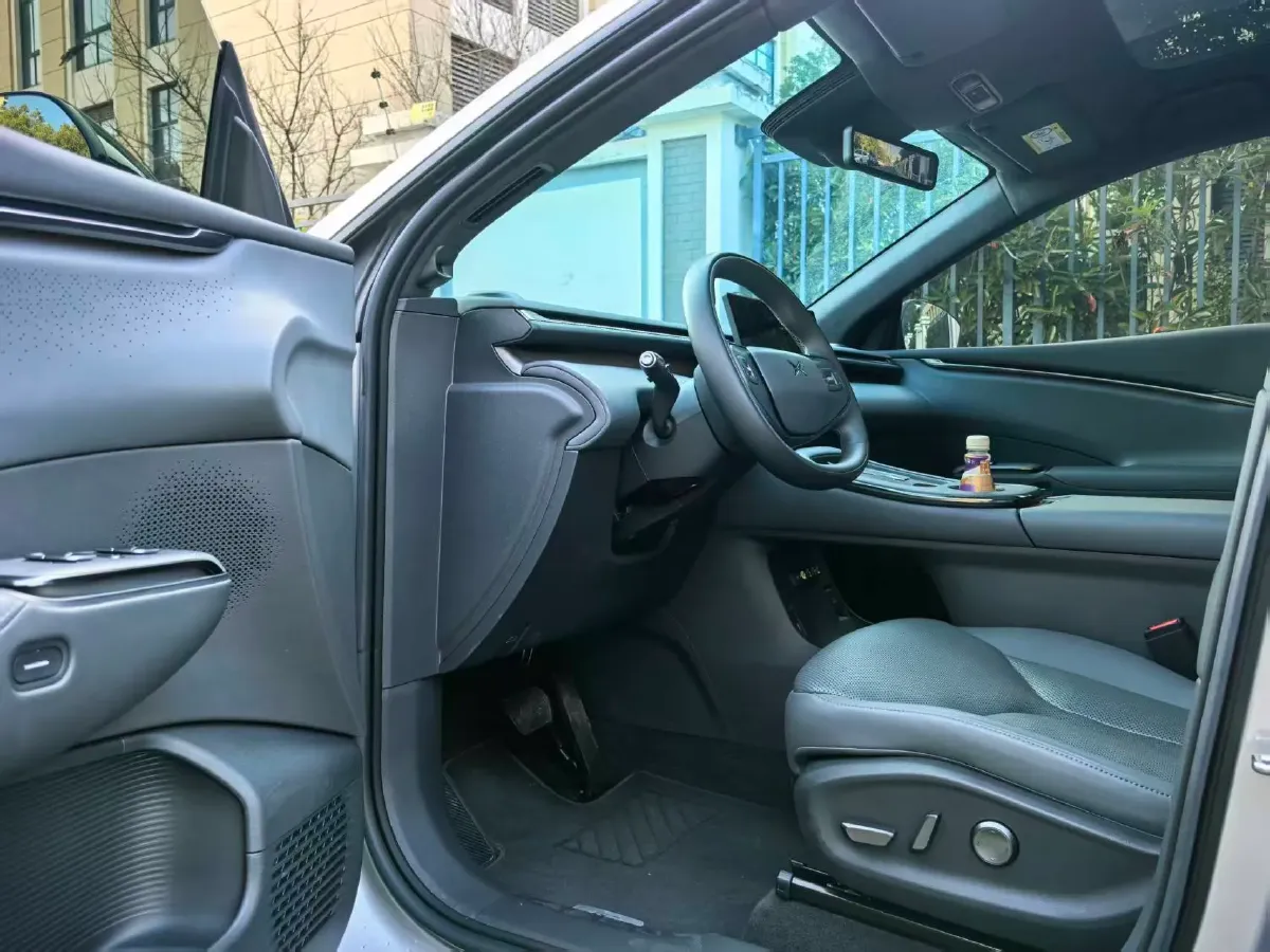 2025 Xpeng G7 BEV,autocango,china used car exporter,china ev exporter,chinese used car exporter,chinese used ev exporter