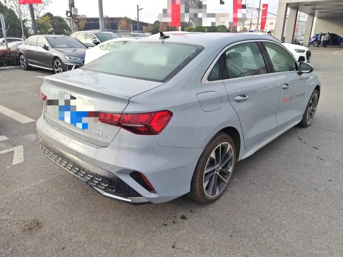 2025 Audi A3 1.5T 160HP L4 7DCT,autocango,china used car exporter,china ev exporter,chinese used car exporter,chinese used ev exporter