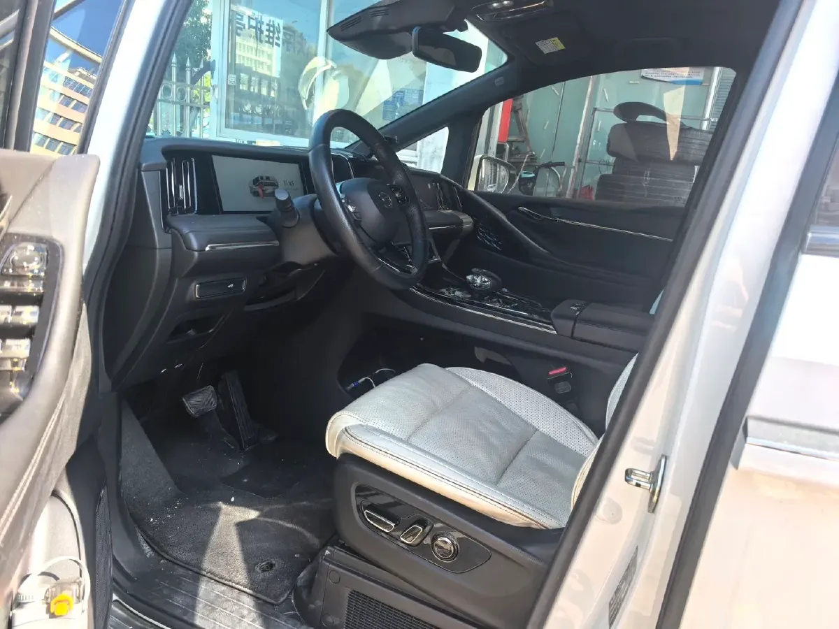 2023 GAC Trumpchi M8 2.0T 252HP L4 8AT,autocango,china used car exporter,china ev exporter,chinese used car exporter,chinese used ev exporter