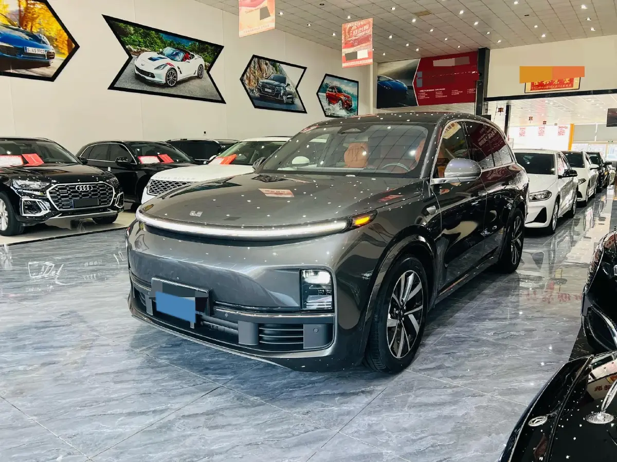 2023 Li L8 Range Extended 154HP REEV 40.9KWH