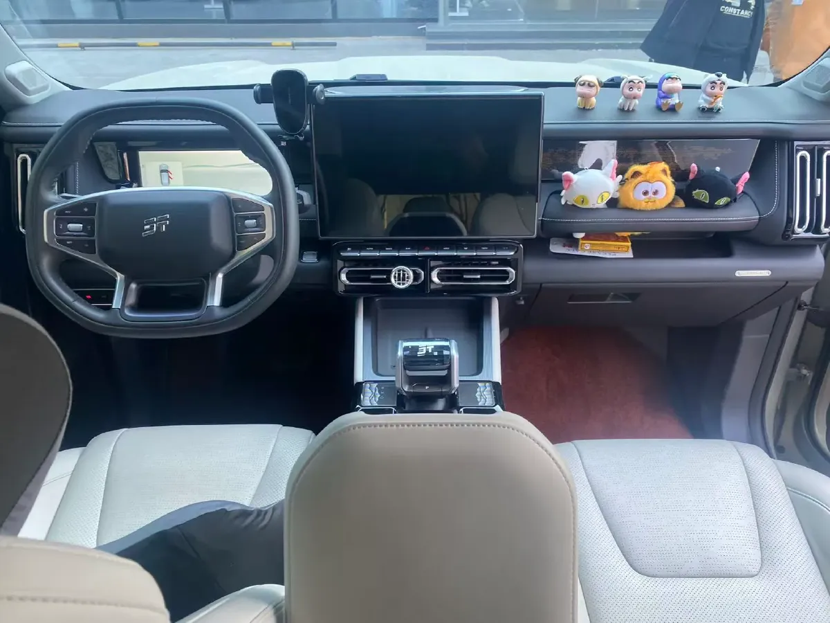 2025 MAXUS XinTu V70 2.0T 150HP L4 9AT,autocango,china used car exporter,china ev exporter,chinese used car exporter,chinese used ev exporter