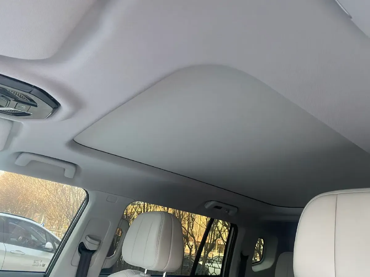 2025 MAXUS XinTu V70 2.0T 150HP L4 9AT,autocango,china used car exporter,china ev exporter,chinese used car exporter,chinese used ev exporter