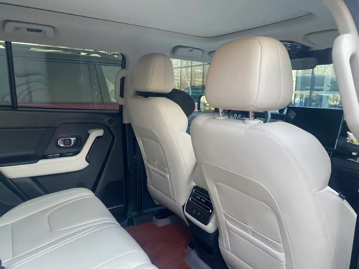 2025 MAXUS XinTu V70 2.0T 150HP L4 9AT,autocango,china used car exporter,china ev exporter,chinese used car exporter,chinese used ev exporter