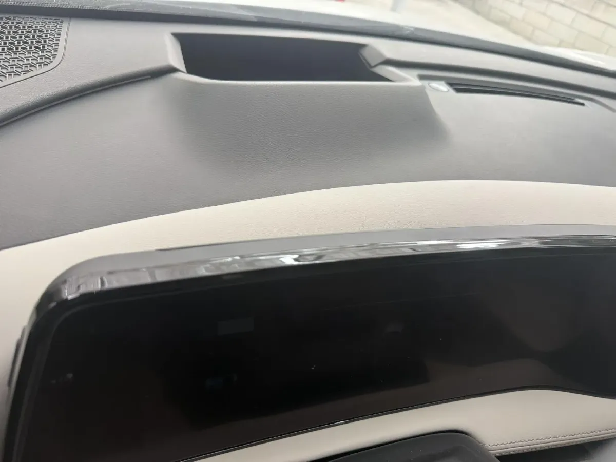 2024 Volkswagen CC 2.0T 220HP L4 7DCT,autocango,china used car exporter,china ev exporter,chinese used car exporter,chinese used ev exporter