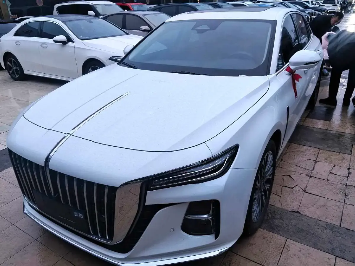 2022 HongQi H5 1.8T 197HP L4 6AT
