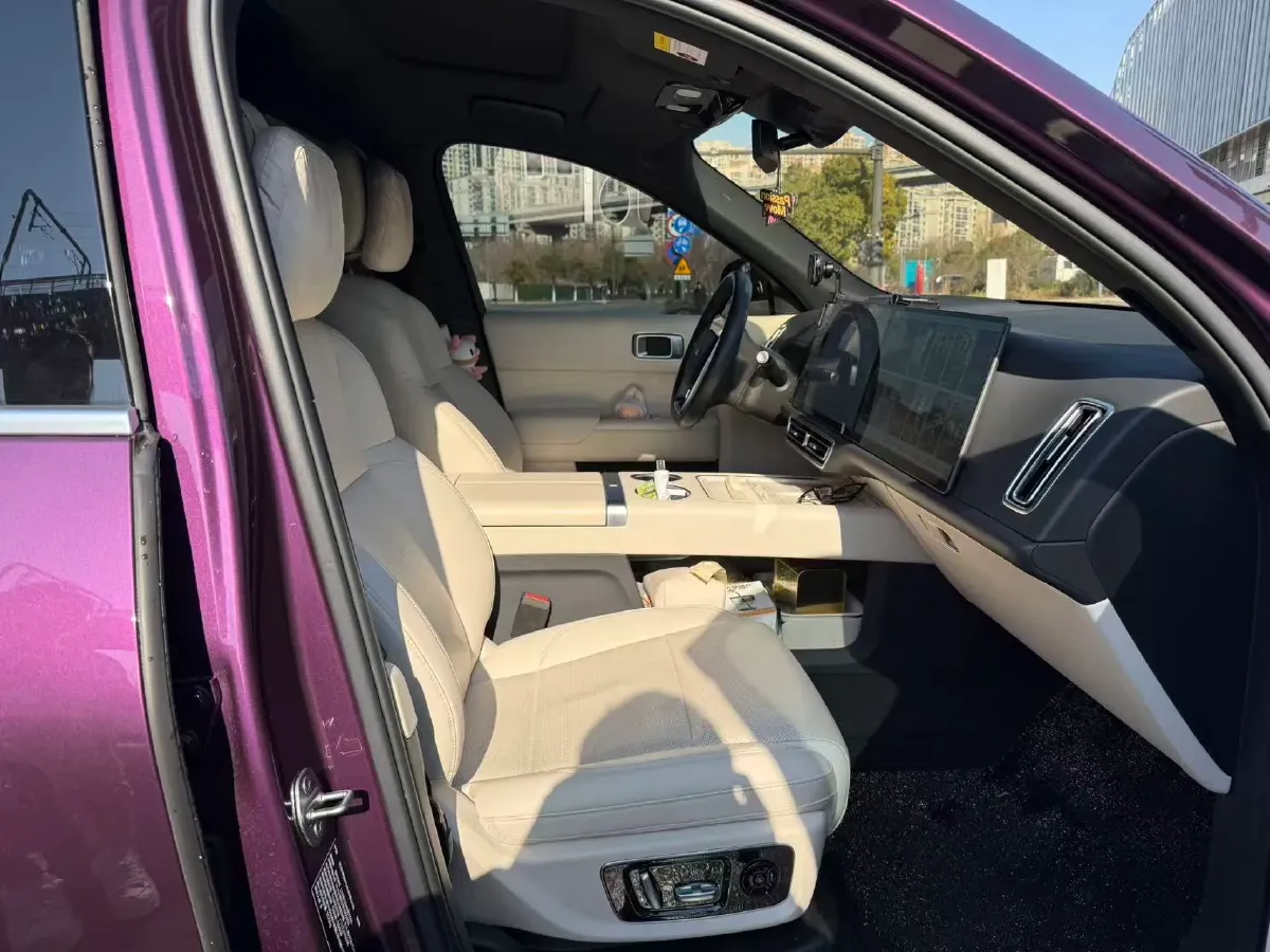 2024 Li L9 Range Extended 154HP REEV 52.3KWH,autocango,china used car exporter,china ev exporter,chinese used car exporter,chinese used ev exporter