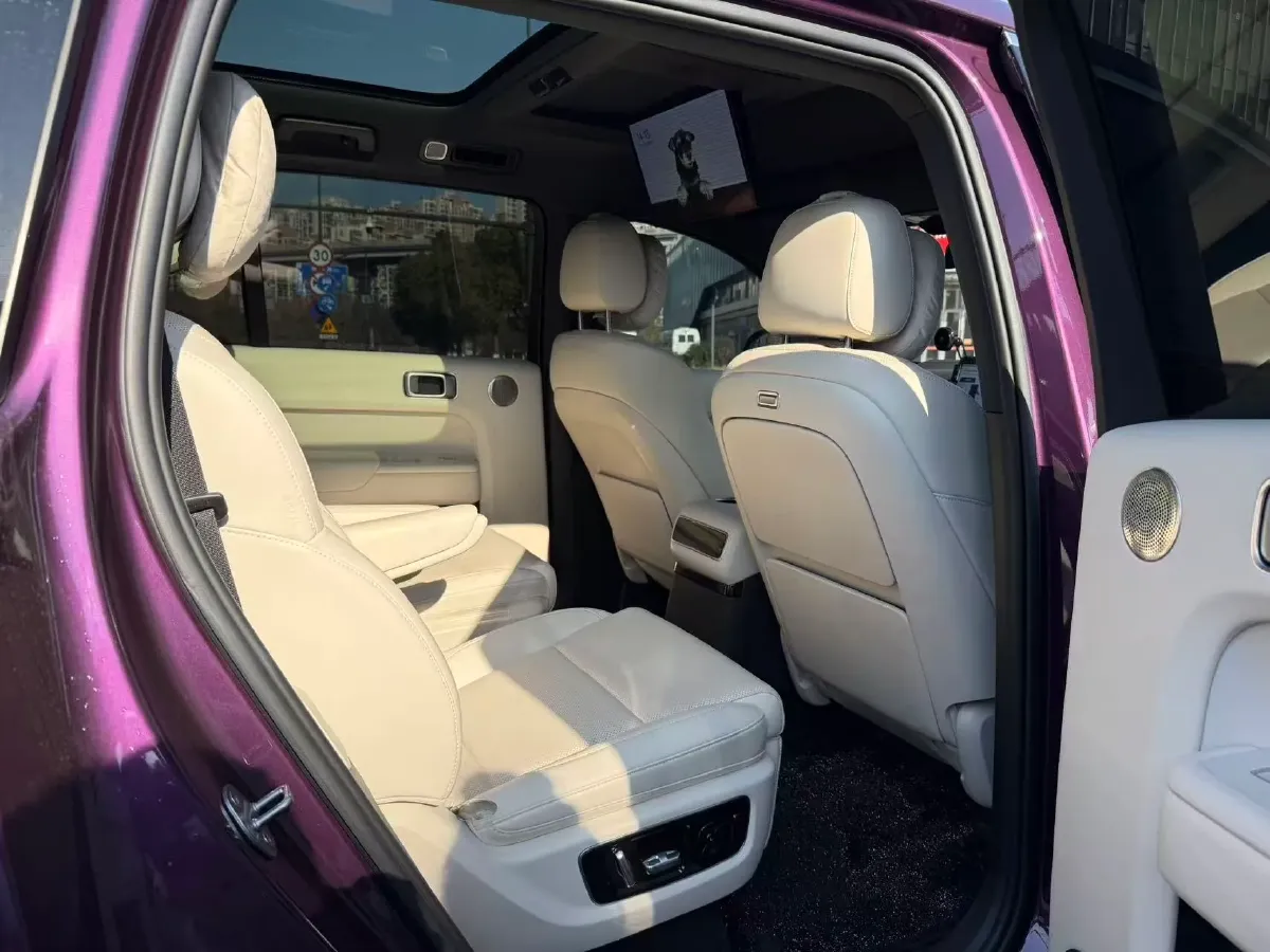 2024 Li L9 Range Extended 154HP REEV 52.3KWH,autocango,china used car exporter,china ev exporter,chinese used car exporter,chinese used ev exporter