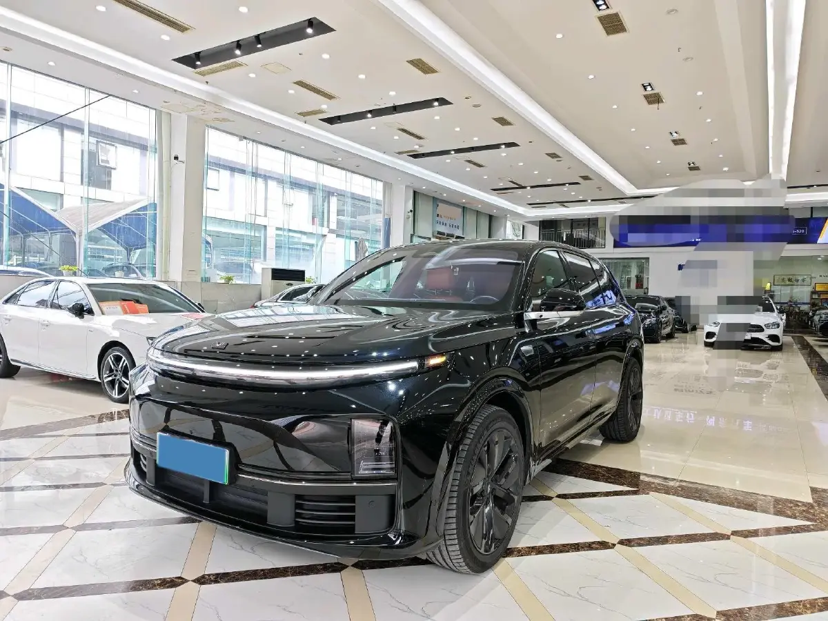 2024 MG Cyberster BEV 64KWH