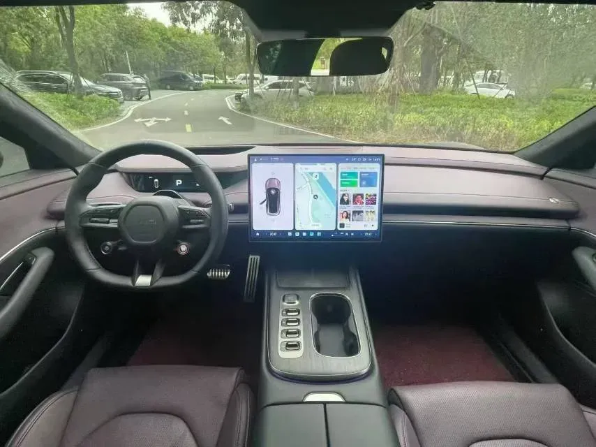 2024 MI SU7 BEV 101KWH,autocango,china used car exporter,china ev exporter,chinese used car exporter,chinese used ev exporter