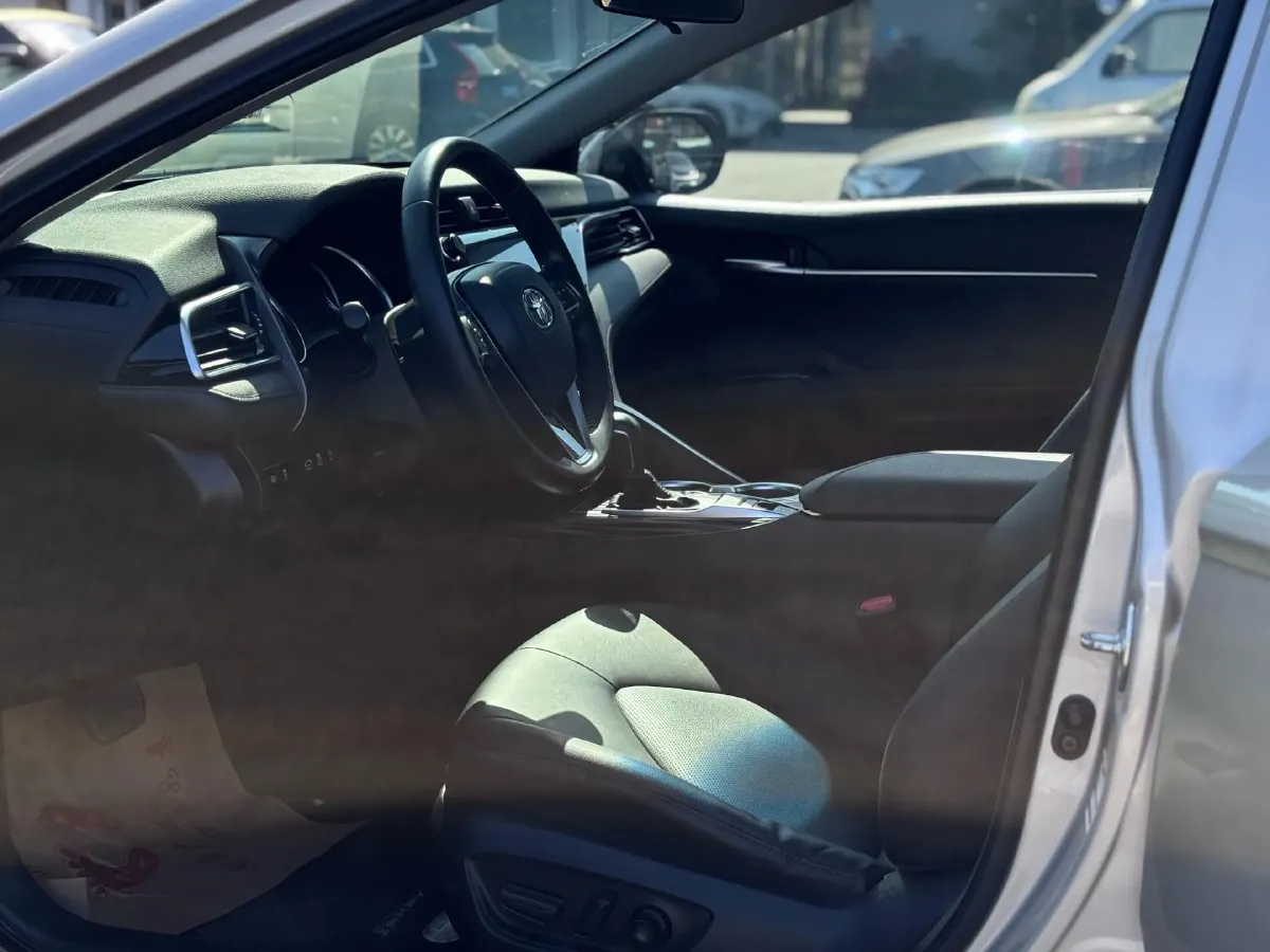 2019 Toyota Camry 2.0L 178HP L4 CVT,autocango,china used car exporter,china ev exporter,chinese used car exporter,chinese used ev exporter