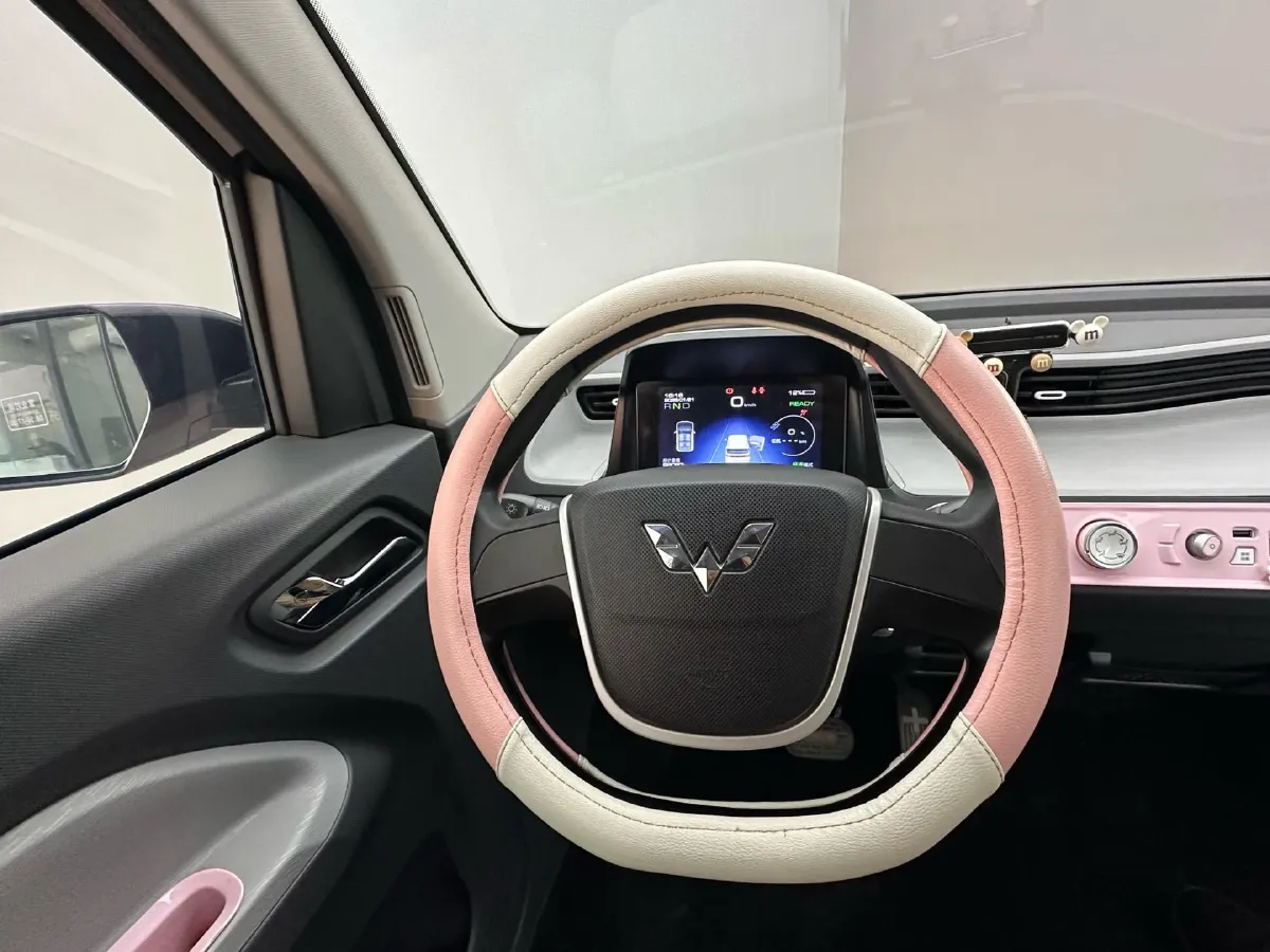 2021 WuLing HongGuang MINI EV BEV 13.9KWH,autocango,china used car exporter,china ev exporter,chinese used car exporter,chinese used ev exporter