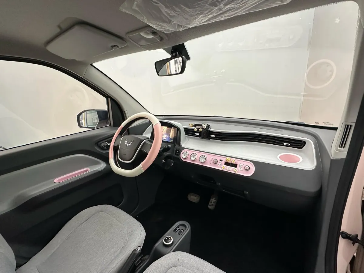 2021 WuLing HongGuang MINI EV BEV 13.9KWH,autocango,china used car exporter,china ev exporter,chinese used car exporter,chinese used ev exporter