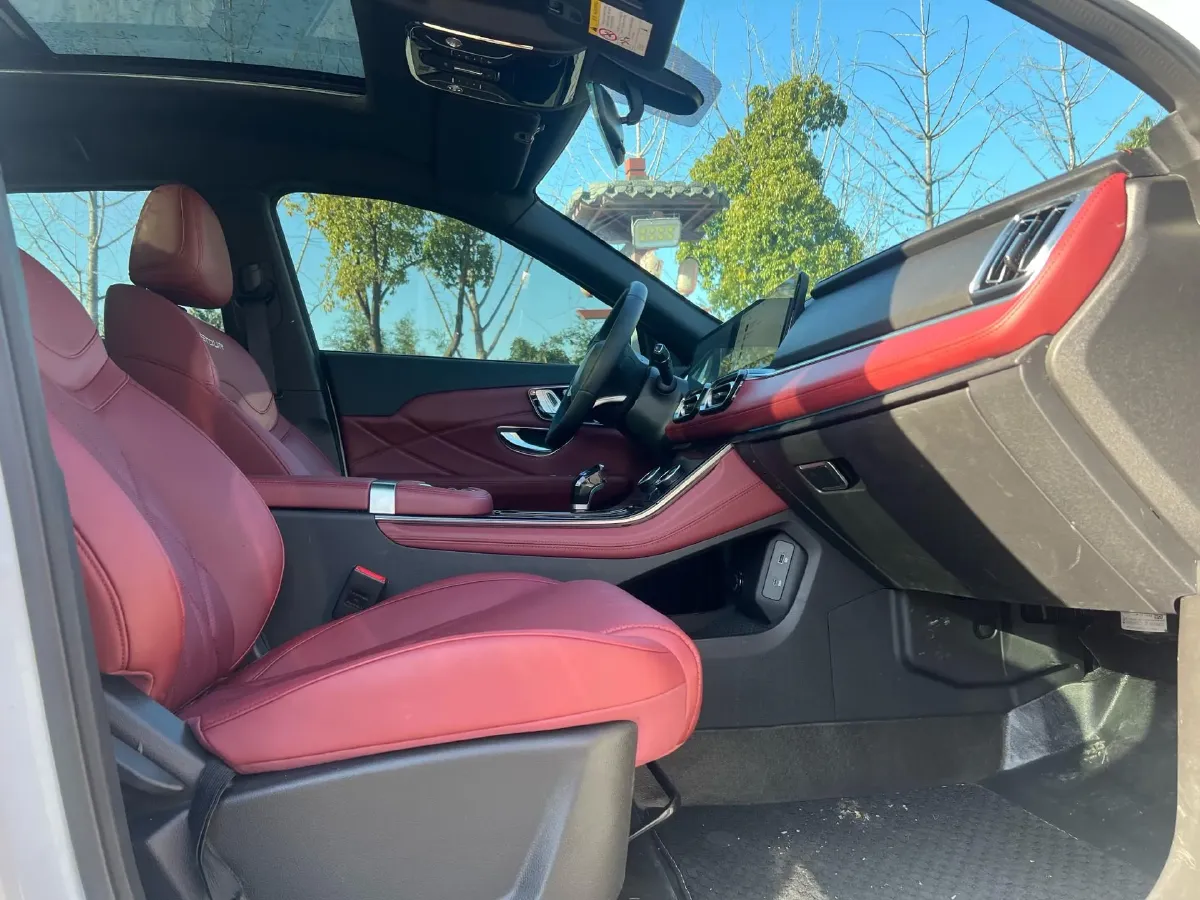 2025 Jetour X70 Plus 1.5T 156HP L4 6DCT,autocango,china used car exporter,china ev exporter,chinese used car exporter,chinese used ev exporter