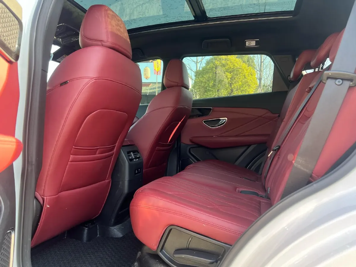 2025 Jetour X70 Plus 1.5T 156HP L4 6DCT,autocango,china used car exporter,china ev exporter,chinese used car exporter,chinese used ev exporter