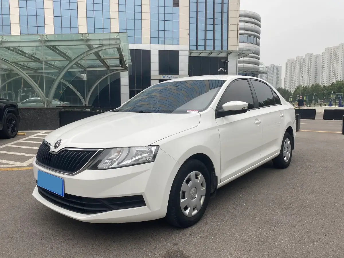2019 Skoda Rapid Spaceback 1.5L 110HP L4 6AT