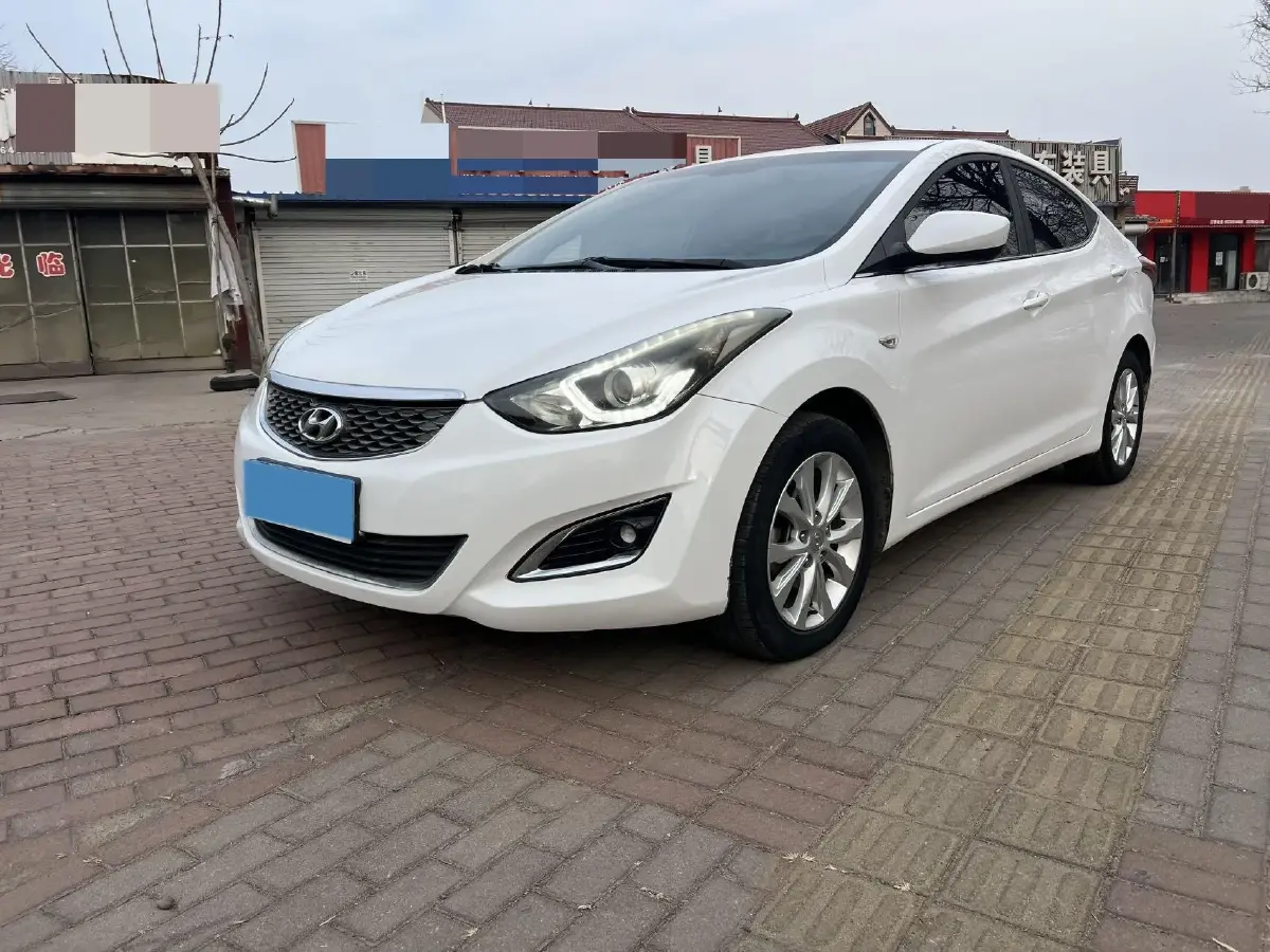 2016 Hyundai Elantra 1.6L 128HP L4 6AT