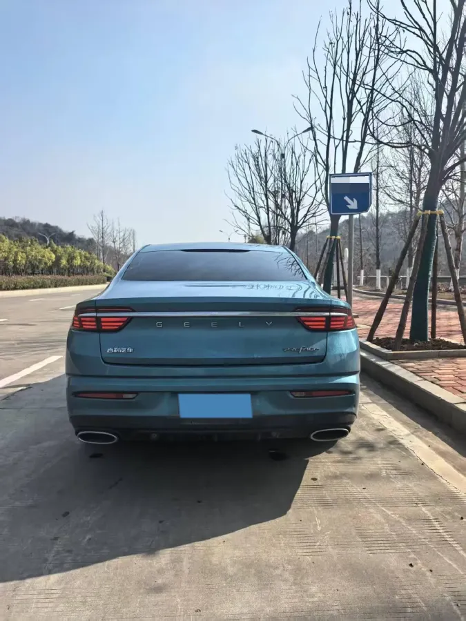 2021 Geely Preface 2.0T 190HP L4 7DCT,autocango,china used car exporter,china ev exporter,chinese used car exporter,chinese used ev exporter