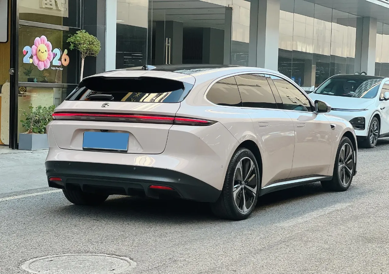 2023 NIO ET5T BEV 75KWH,autocango,china used car exporter,china ev exporter,chinese used car exporter,chinese used ev exporter