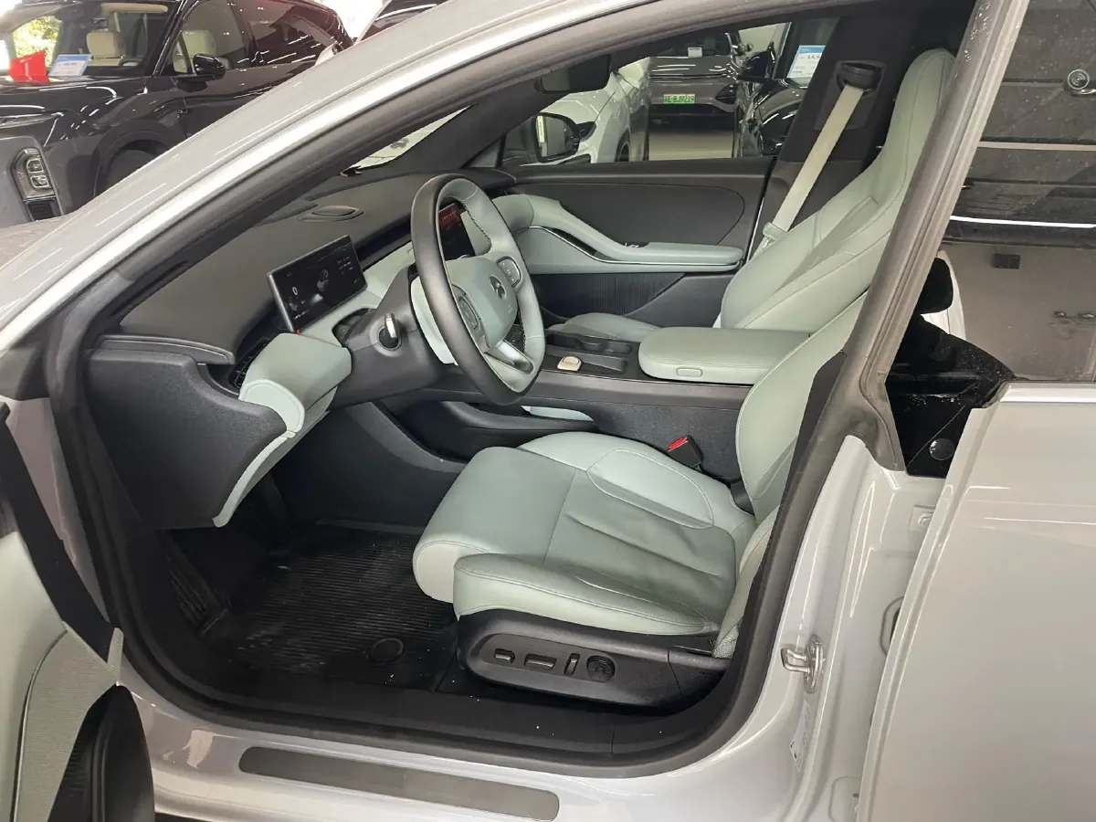 2023 NIO ET5T BEV 75KWH,autocango,china used car exporter,china ev exporter,chinese used car exporter,chinese used ev exporter