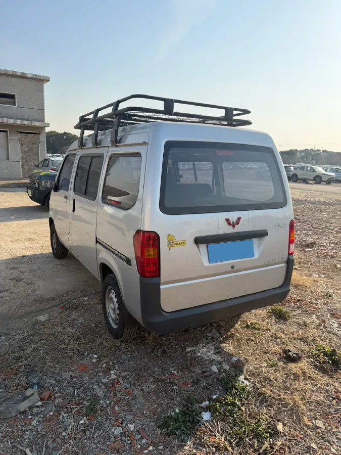 2023 WuLing ZhiGuang 1.5L 102HP L4 5MT,autocango,china used car exporter,china ev exporter,chinese used car exporter,chinese used ev exporter