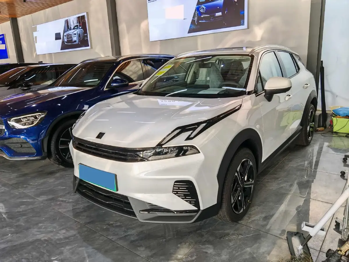 2023 LYNK&CO 06 EM-P 1.5L 120HP L4 3DHT PHEV 9.11KWH