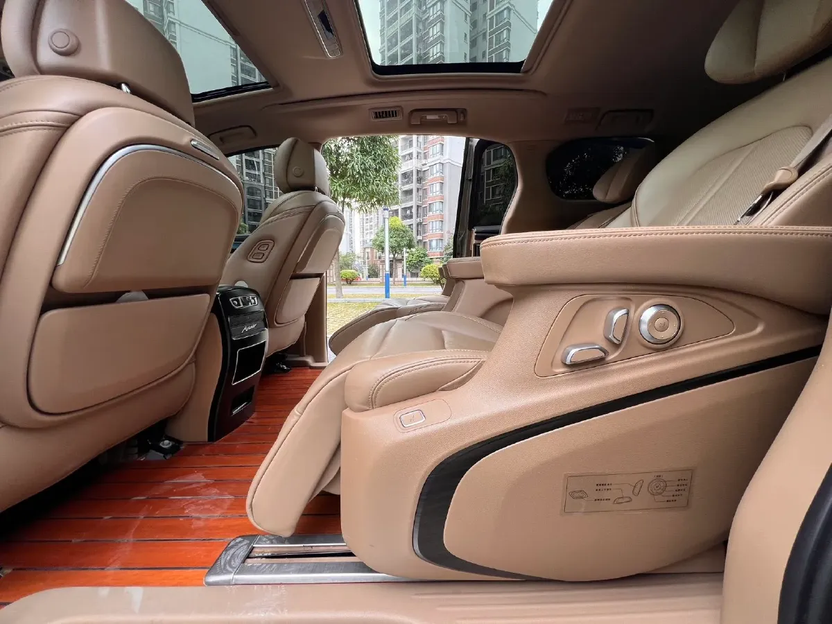 2021 Buick GL8 2.0T 237HP L4 9AT,autocango,china used car exporter,china ev exporter,chinese used car exporter,chinese used ev exporter