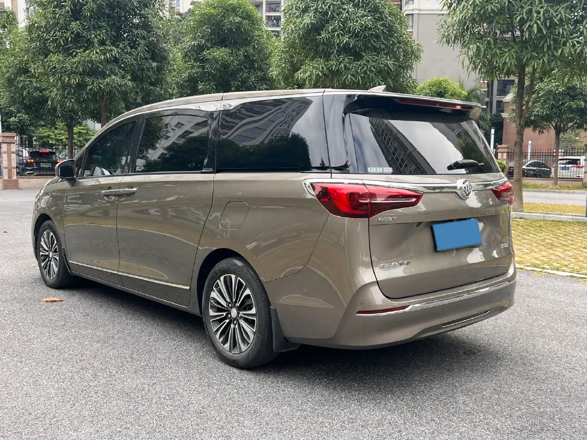 2021 Buick GL8 2.0T 237HP L4 9AT,autocango,china used car exporter,china ev exporter,chinese used car exporter,chinese used ev exporter