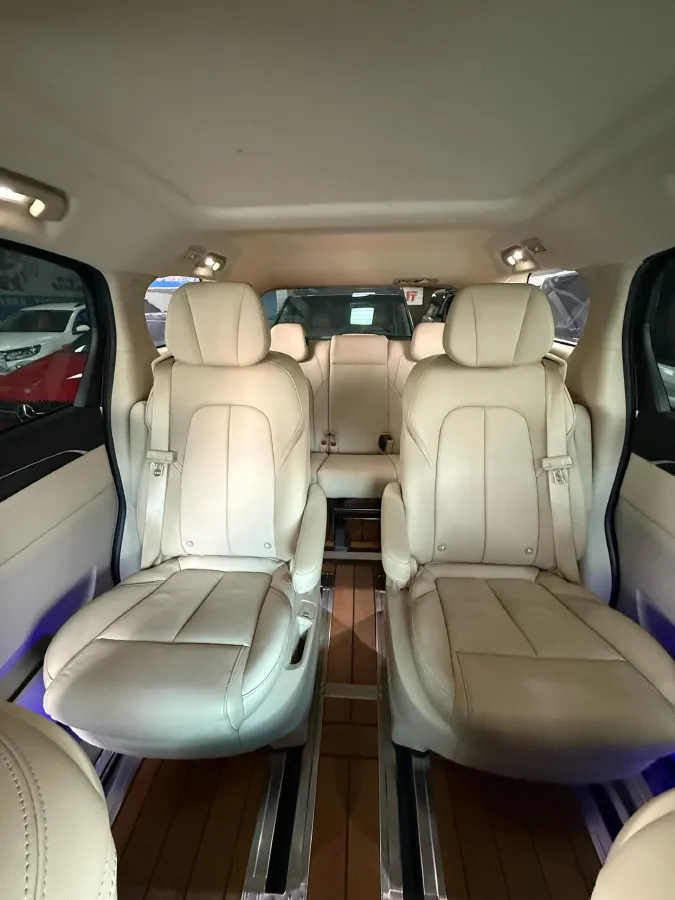 2022 Buick GL8 2.0T 237HP L4 9AT,autocango,china used car exporter,china ev exporter,chinese used car exporter,chinese used ev exporter