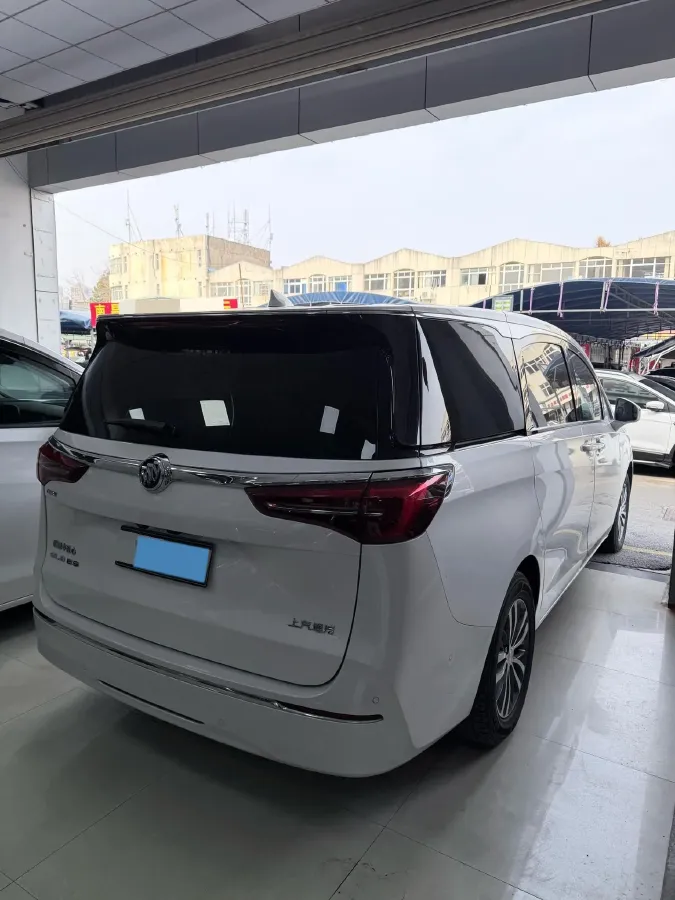 2022 Buick GL8 2.0T 237HP L4 9AT,autocango,china used car exporter,china ev exporter,chinese used car exporter,chinese used ev exporter